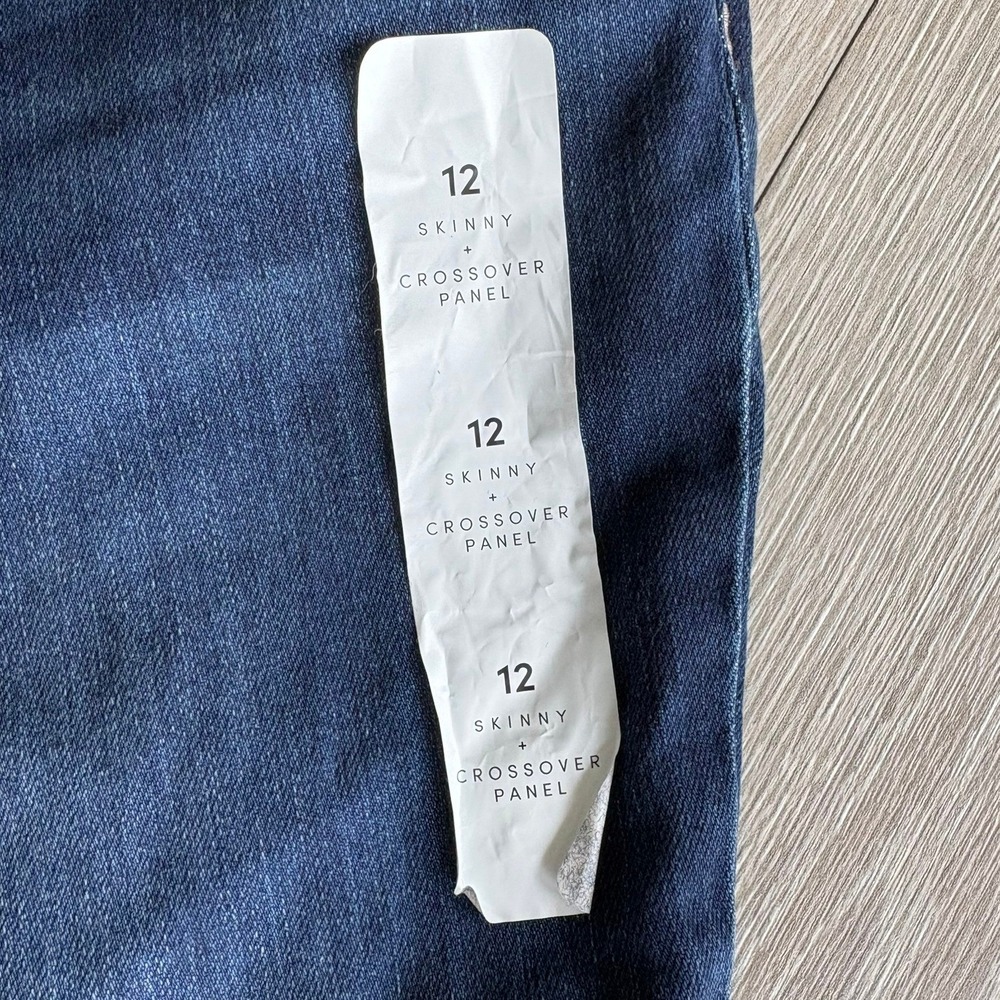 Isabel Maternity by Ingrid & Isabel Skinny Crossover Panel Jeans Dark Wash 12 - Picture 3 of 15